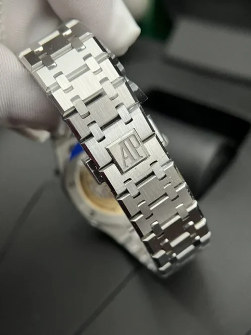 Audemars Piguet Royal Oak Stainless Steel 1320ST.08 - Image 4