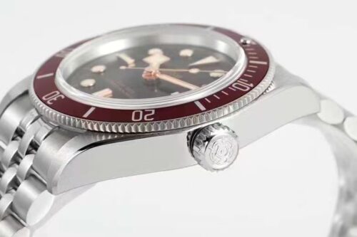 Black Bay M7941A1A0RU-0003 41mm Black Dial Red Bezel - Image 3