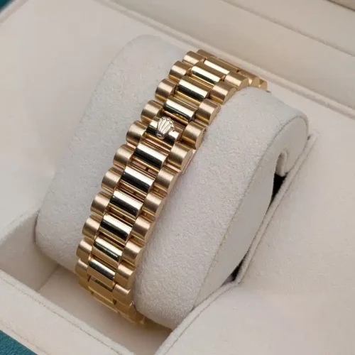Rolex Day-Date 36mm Presidential Super Clone with Fluted Bezel - Image 4