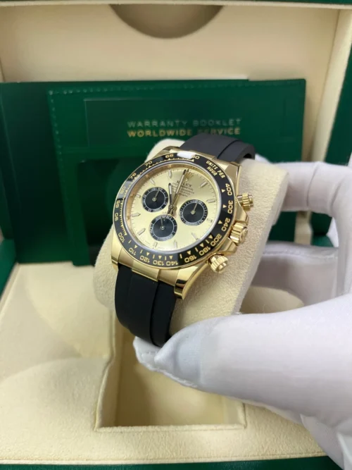 Daytona 126518 40mm Yellow Gold with Gold Dial - Image 3