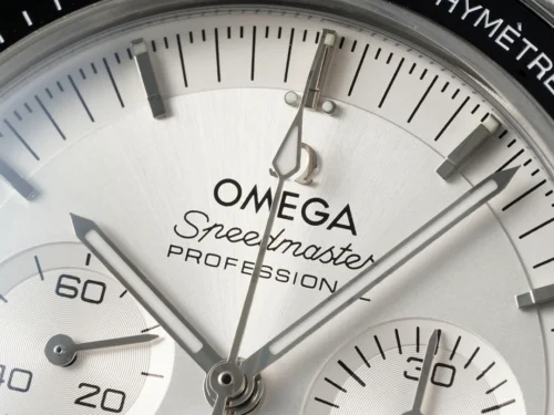 Omega Speedmaster Moonwatch 18K Gold 42mm - Image 3