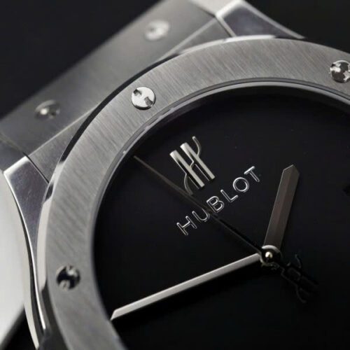 Hublot Classic Fusion 40 Years Anniversary 42mm Black Dial - Image 3