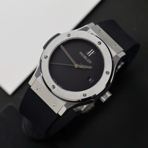 Hublot Classic Fusion 40 Years Anniversary 42mm Black Dial - Image 6