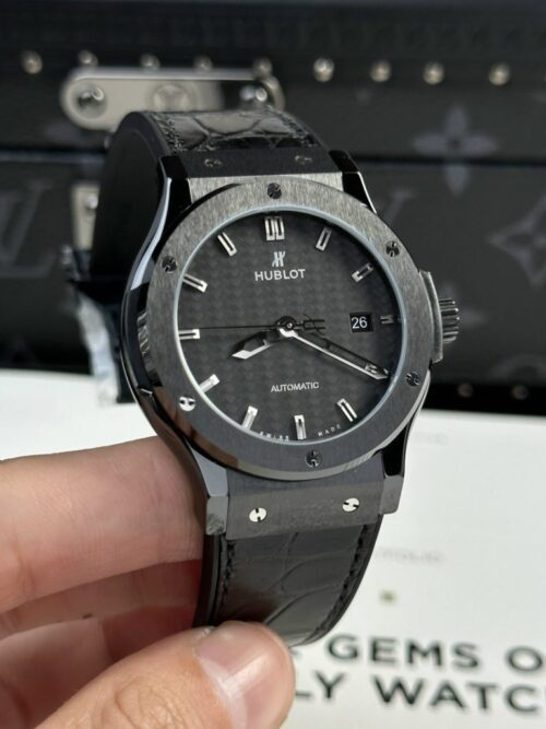 Hublot Classic Fusion Refined Ceramic Carbon Dial 42mm - Image 2