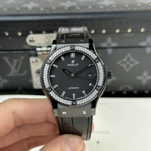 Hublot Classic Fusion Ceramic With Stone Swarovski Refined 42mm