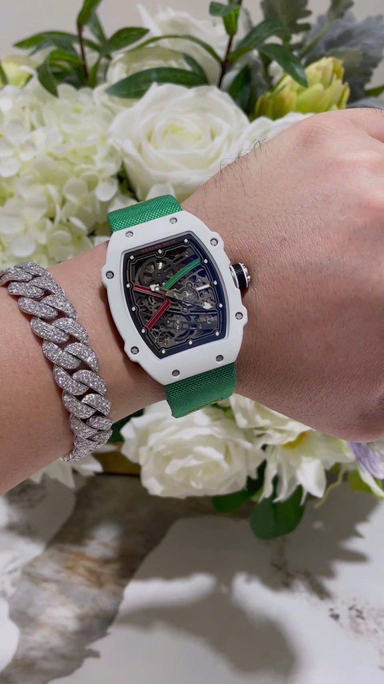 Richard Mille RM67-02 White Carbon  - Image 5