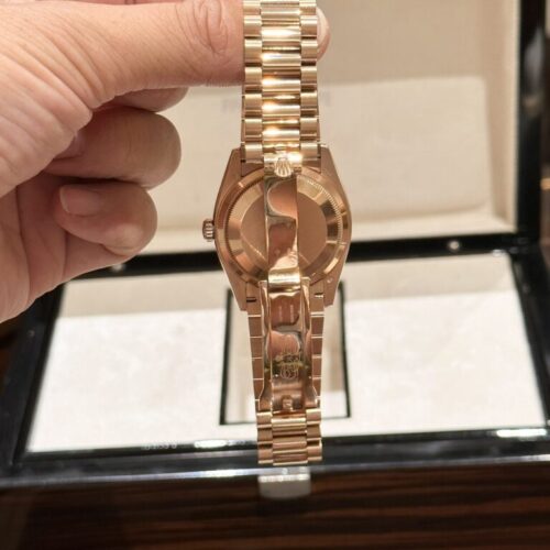 Rolex Day-Date Mother of Pearl Rose Gold EW Factory 36mm - Image 4