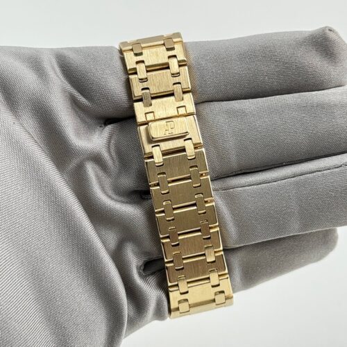  Royal Oak Yellow Gold Champagne Diamond Dial - Image 5