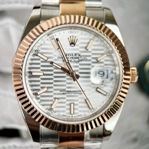 Rolex DateJust 126331 Gold Wrapped Oyster Strap Clean Factory 41mm