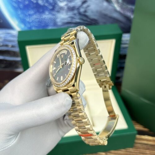 Rolex Day-Date 40mm Mother-Of-Pearl Dial with Diamonds - BP Factory - Image 3