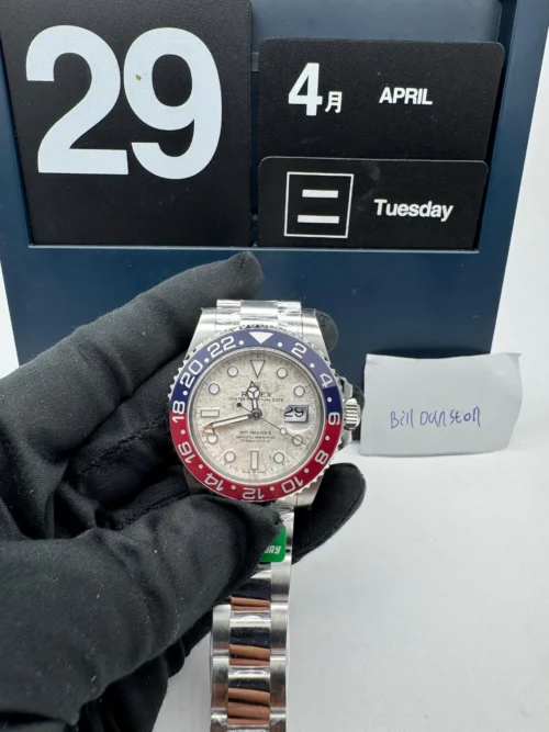 Rolex GMT-Master II watch: 18 kt white gold meteorite dial - Image 3