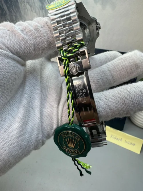 Rolex GMT-Master II 40mm Black Dial Black Bezel Oyster Bruce Wayne Super Clone - Image 7