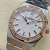Audemars Piguet Royal Oak Quartz Ref. 67651SR.ZZ.1261SR.01 Super Clone - Image 2