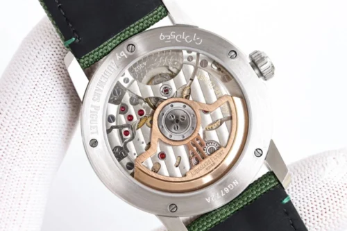 CODE 11.59 Ref.15210 Green Dial - Image 6
