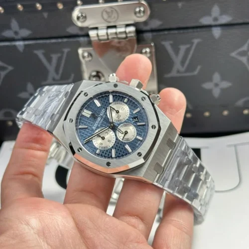 Audemars Piguet Royal Oak 26331 Chronograph Blue Dial 41mm  - Image 5