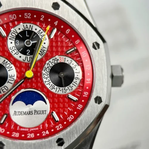 Audemars Piguet Royal Oak Chronograph 26574ST Red Dial - Image 3