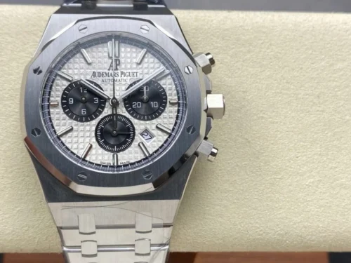 Audemars Piguet Royal Oak 26331 Chronograph White Dial 41mm 