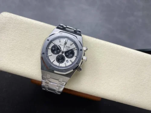 Audemars Piguet Royal Oak 26331 Chronograph White Dial 41mm  - Image 6