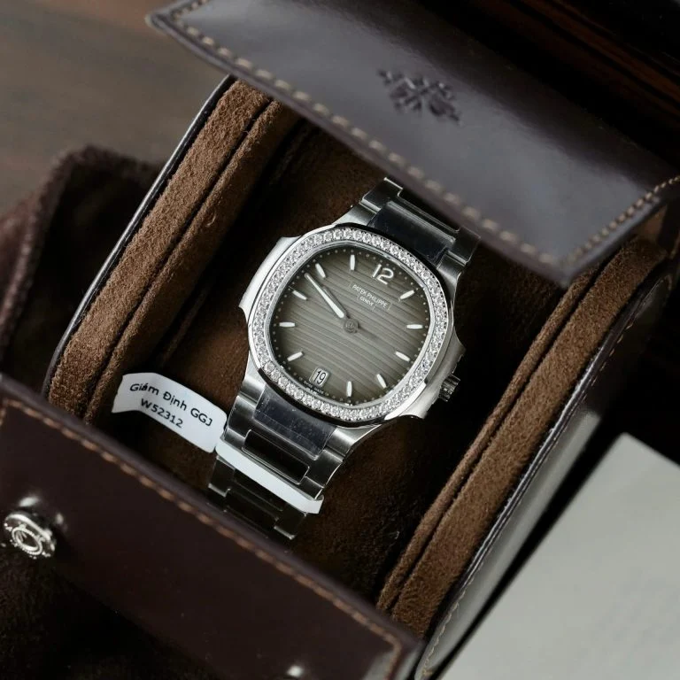 Patek Philippe Nautilus 7118 Gray Dial Custom Diamonds Moissanite 3K Factory 35.2mm