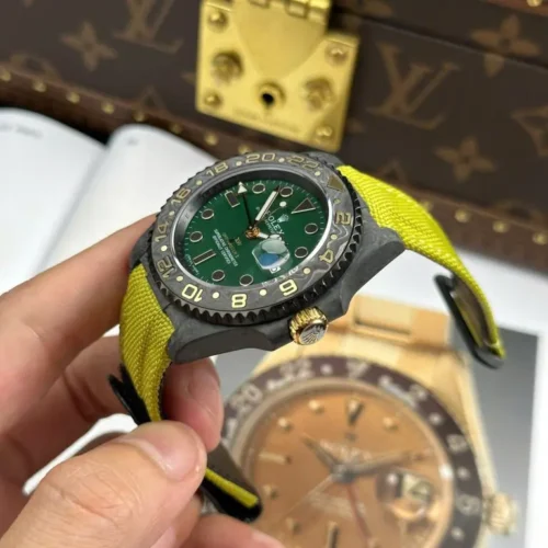 Rolex GMT-Master II DIW 40mm Super Clone Green Dial - Image 4