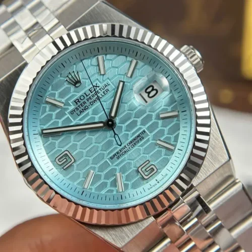 Land-Dweller 127336 40mm Ice Blue/Honeycomb Dial - Image 7