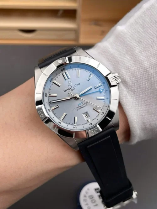 Breitling Chronomat P32398101C1S1 Super Clone - Image 3