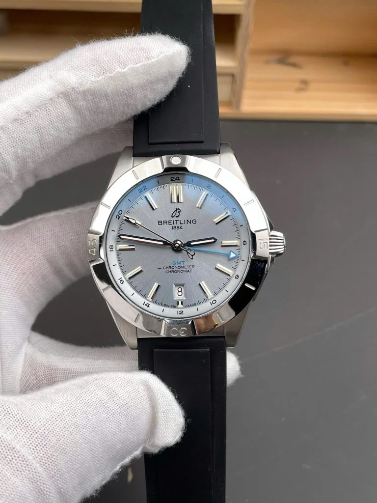 Breitling Chronomat P32398101C1S1 Super Clone