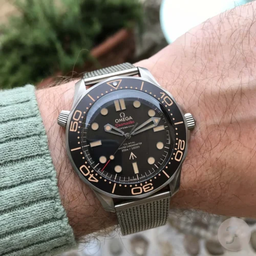 Seamaster 300 “No Time to Die” Limited Edition S+F 1:1 Best Edition on Titanium Mesh Bracelet SA8806 Super Clone - Image 2