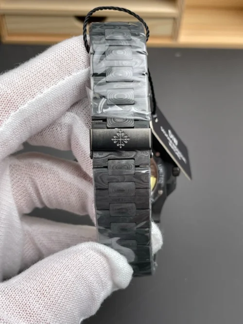 Nautilus 5711 DIW Carbon DIWF 1:1 Best Edition Carbon Blue Dial On Carbon Bracelet 324CS - Image 8