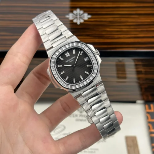 Patek Philippe Nautilus 5723 Black Gray Dial Automatic Movement 40mm