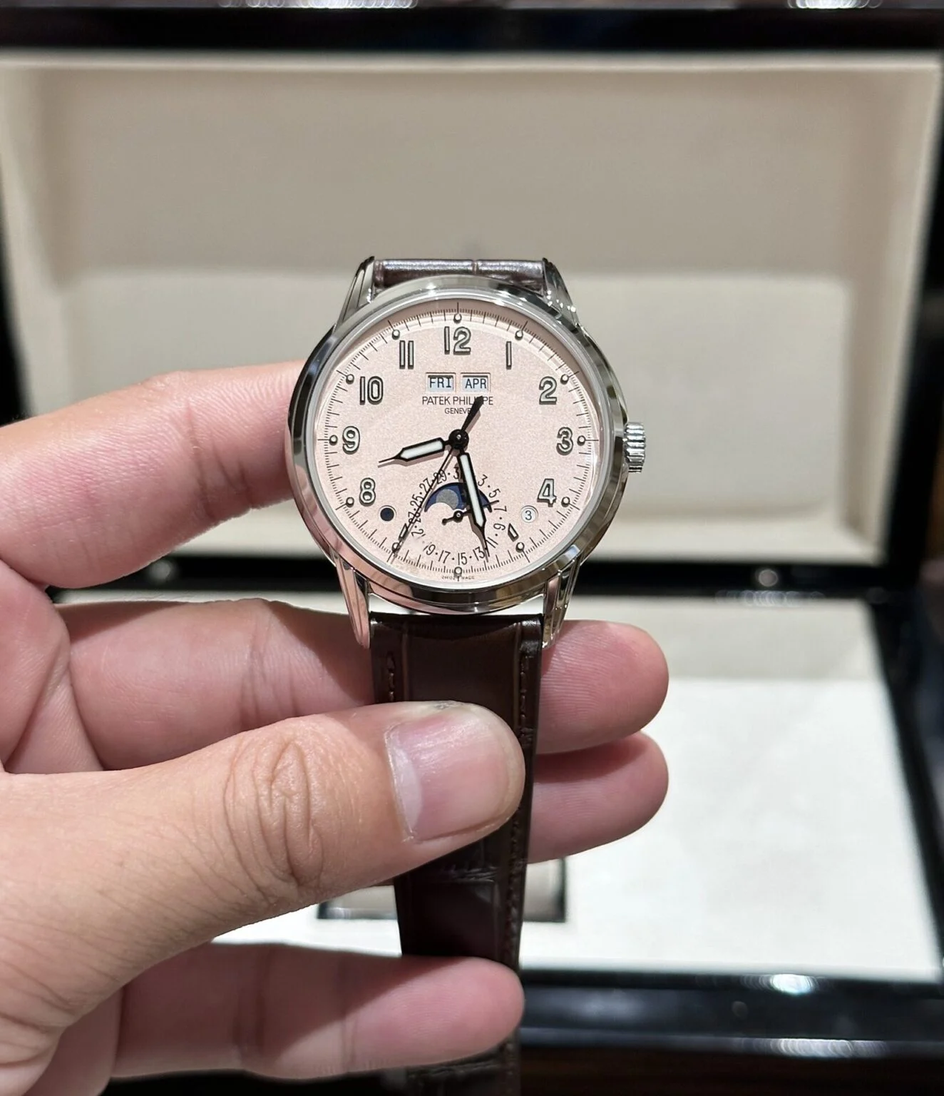 Patek Philippe Complications 5320G Pink Dial GRF Factory 40mm Super Clone