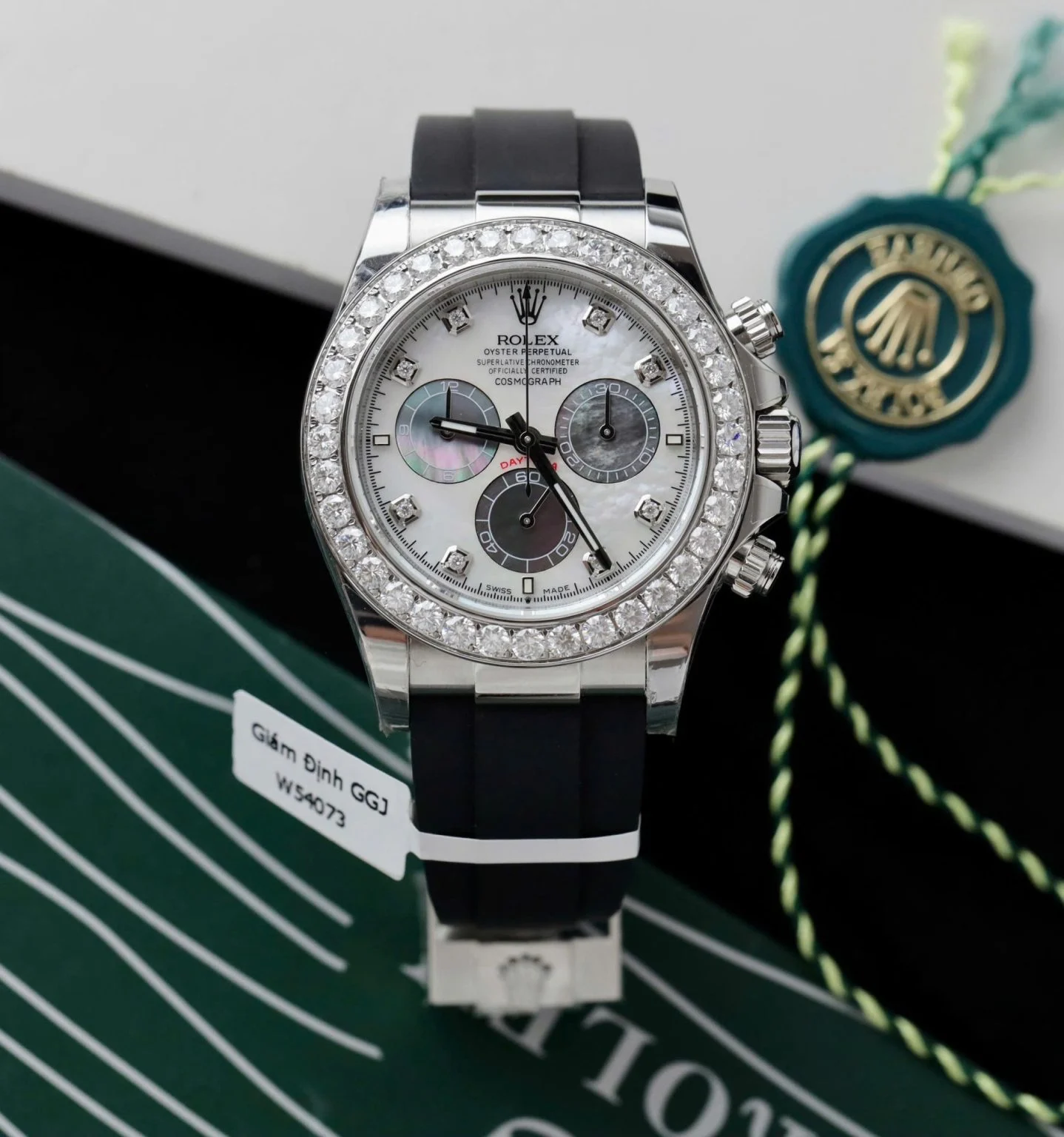 Rolex Daytona MOP Dial Number Markers and Moissanite Diamond Bezel Custom 40mm