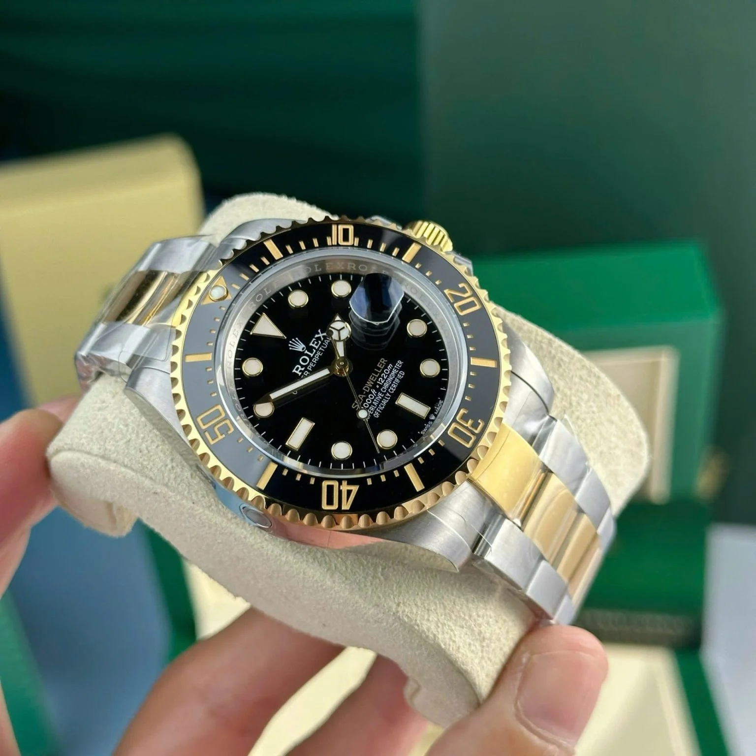Rolex Sea-Dweller 126603 Demi Yellow Black Dial VS Factory 43mm